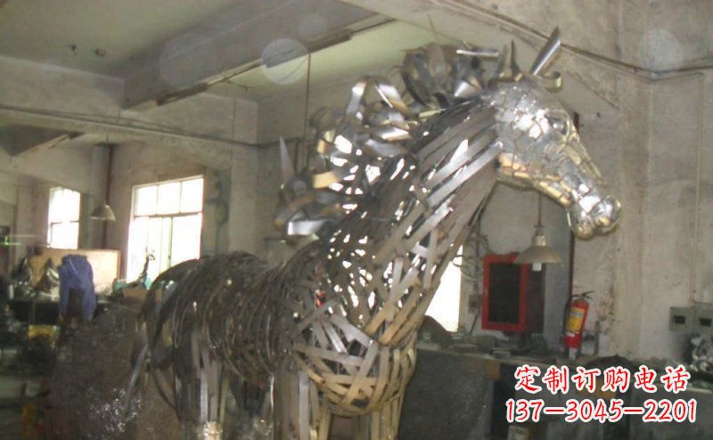 重庆不锈钢抽象马动物雕塑