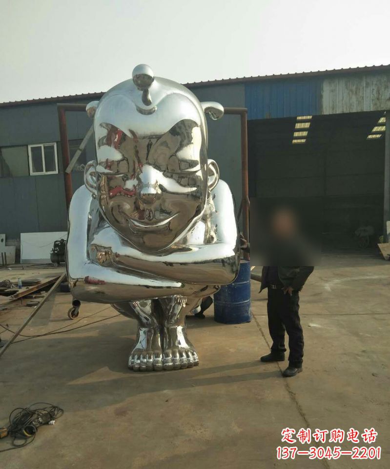 重庆大型不锈钢蹲着的儿童雕塑