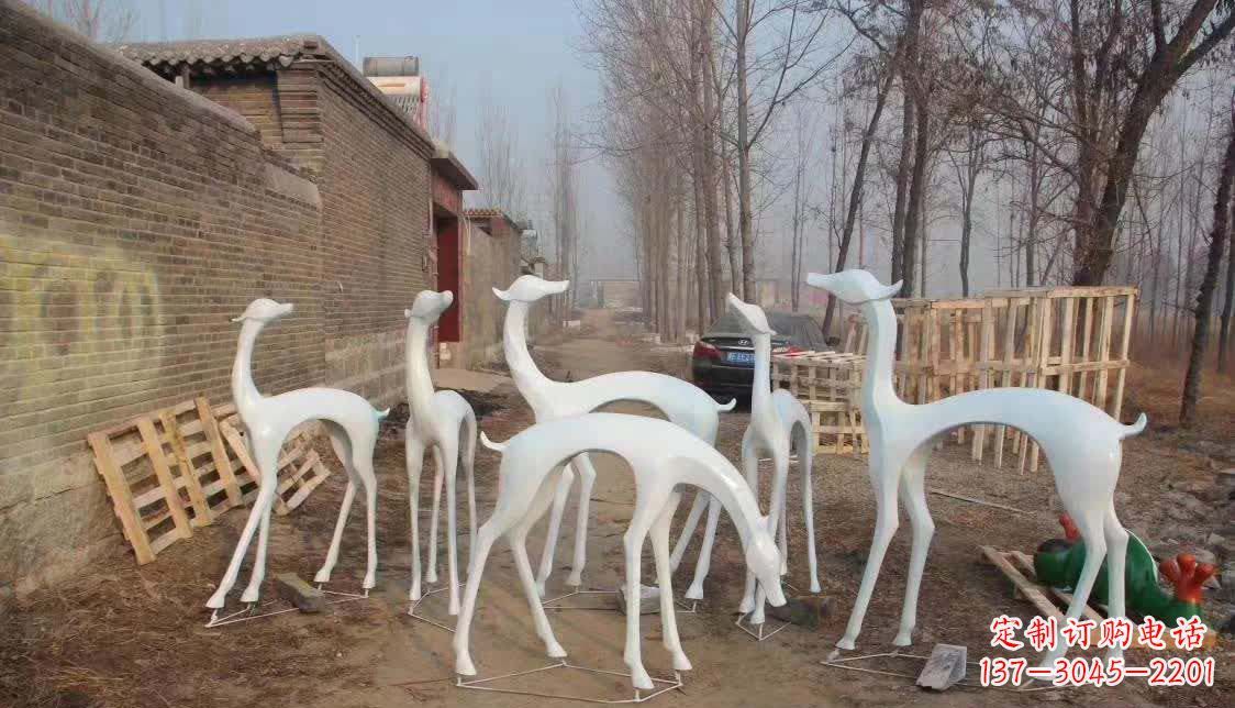 重庆英锐不锈钢鹿雕塑——让您的雕塑体验更加令人惊叹
