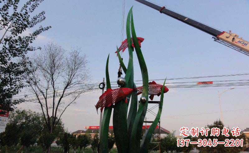 重庆欧洲风格鲤鱼不锈钢雕塑