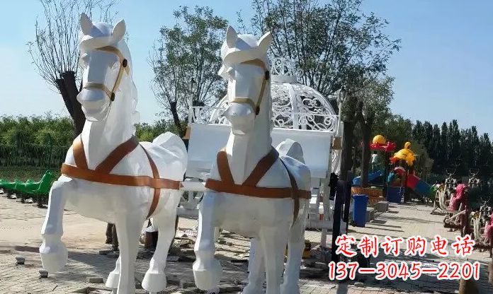 重庆优雅迷人的不锈钢马车雕塑