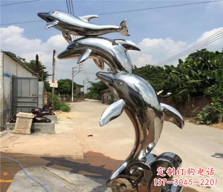 重庆冲浪海豚不锈钢雕塑