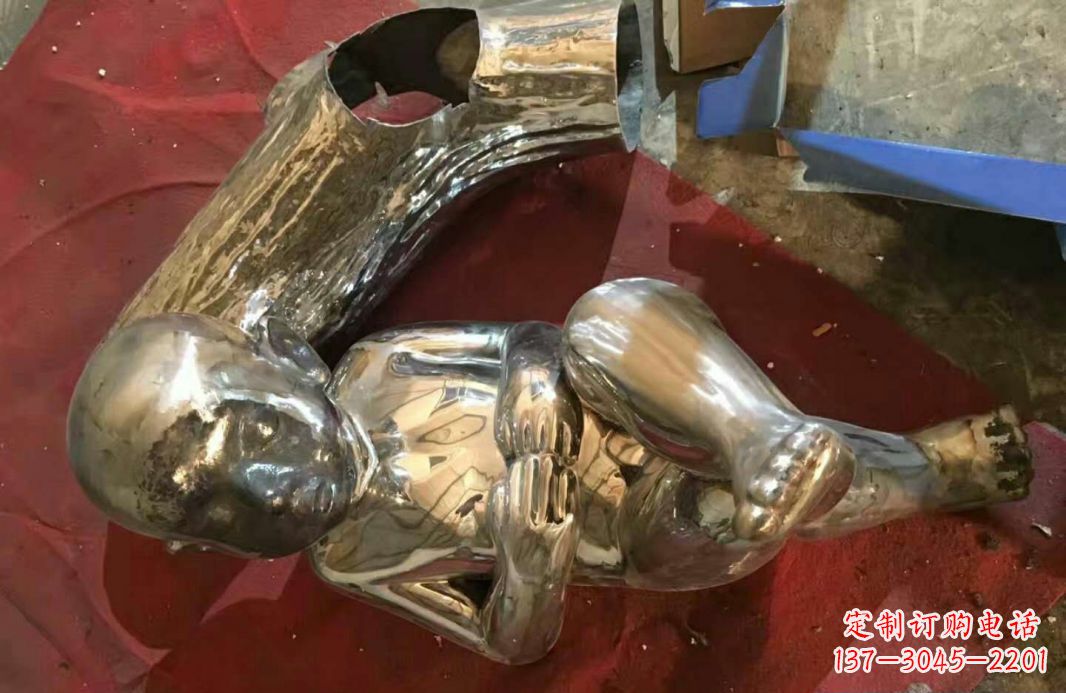 重庆风格时尚可爱的不锈钢儿童雕塑