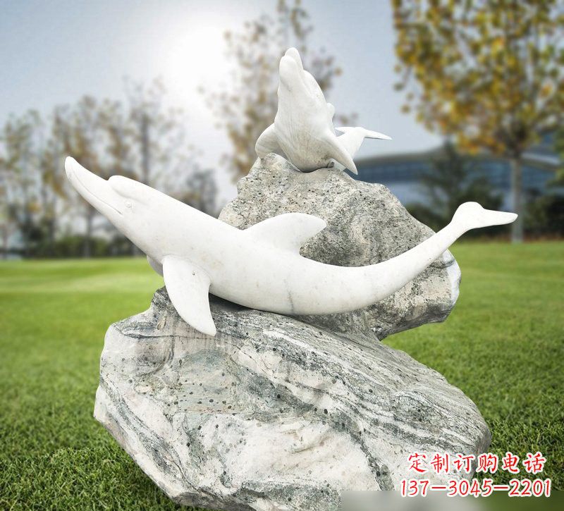 重庆中领雕塑设计之海豚石雕