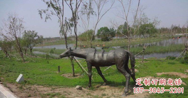 重庆公园抽象马景观铜雕