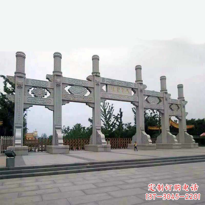 重庆精美牌坊雕塑,让公园大门更加精致