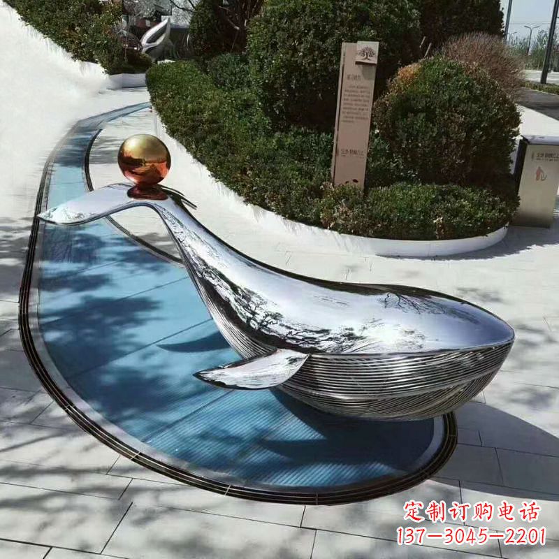 重庆公园大型鲸鱼景观雕塑摆件-不锈钢镜面动物雕塑