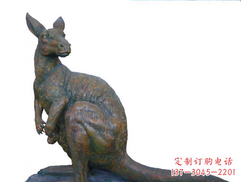 重庆公园袋鼠动物铜雕 (4)