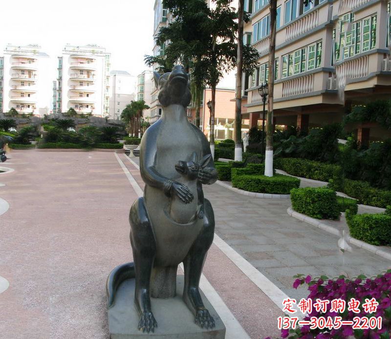 重庆动物园礼品精美袋鼠雕塑