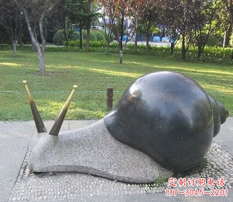 重庆中领雕塑专业定制可爱蜗牛石雕