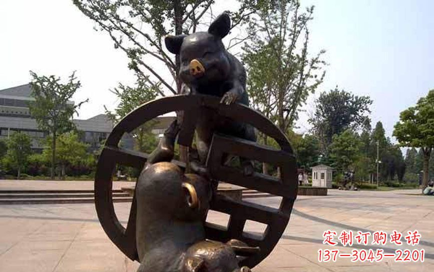 重庆公园动物猪铜雕