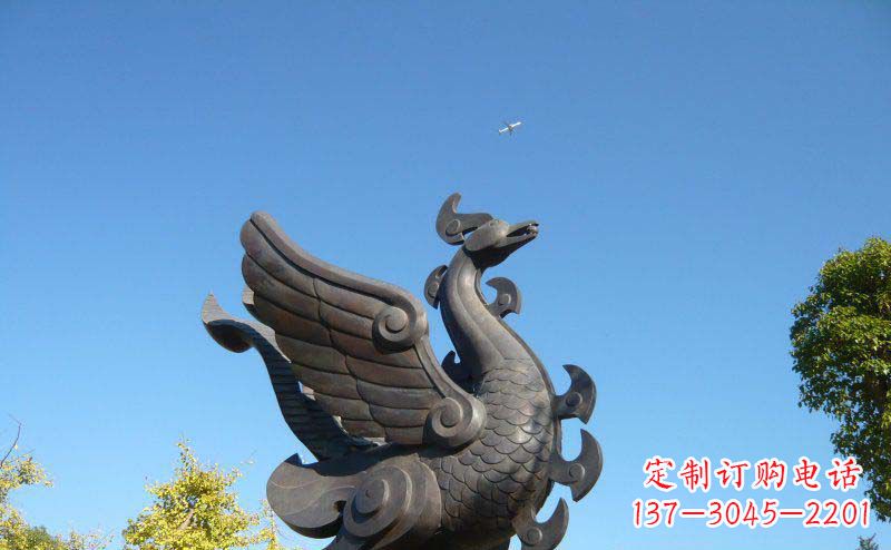 重庆公园凤凰景观铜雕