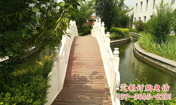 重庆公园汉白玉石拱桥 (5)