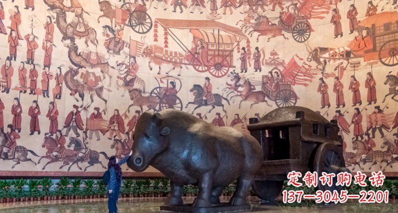 重庆传统风格铜河马拉车景观雕塑