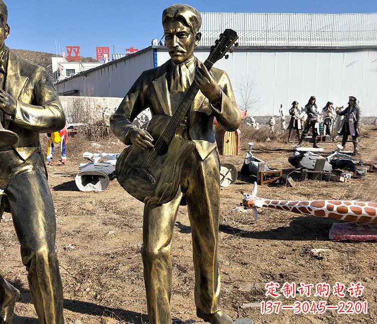 重庆公园景观弹吉他的人物铜雕摆件