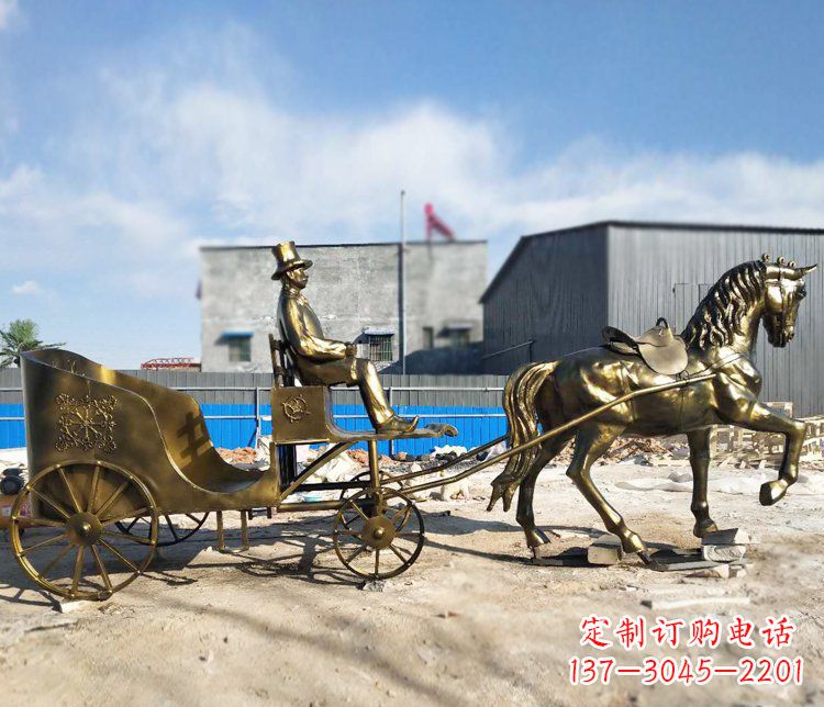 重庆公园景观坐着马车的人物铜雕