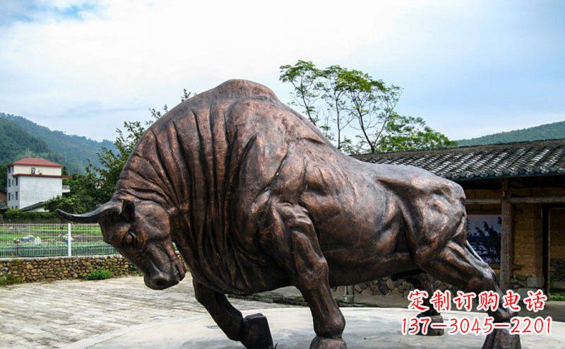 重庆公园开荒牛动物铜雕
