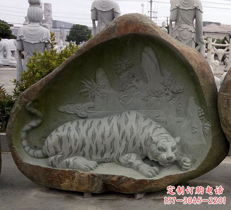 重庆营造自然璀璨,浓厚动物气息的老虎雕塑