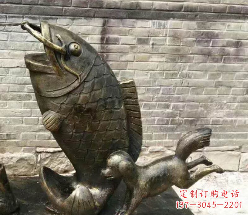 重庆优雅艺术的鲤鱼铜雕