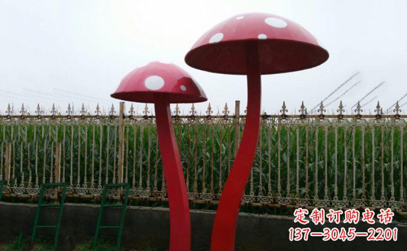 重庆精致蘑菇不锈钢雕塑