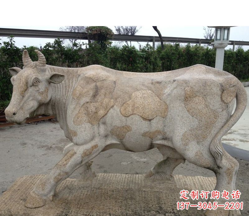重庆中领雕塑精美绝伦的奶牛石雕
