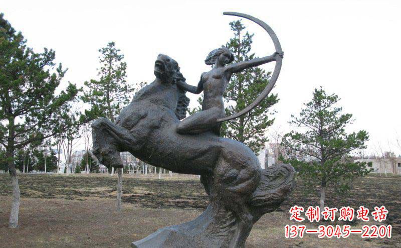 重庆公园骑马女人射箭景观铜雕
