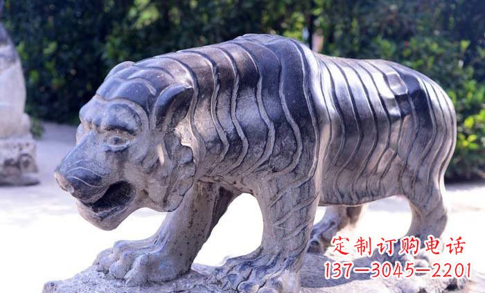 重庆青石老虎雕塑——充满力量与美感的艺术品