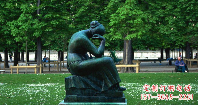 重庆经典精美女人铜雕
