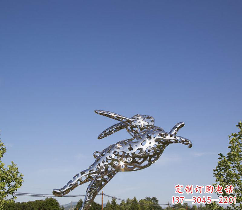 重庆公园兔子雕塑不锈钢