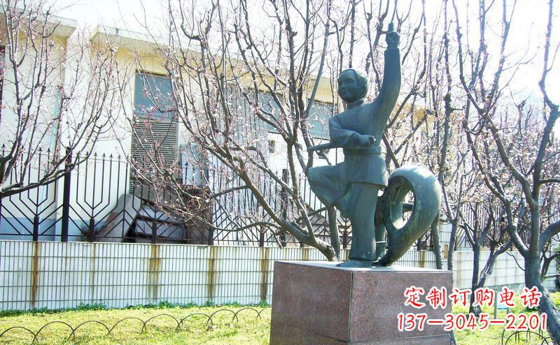 重庆精致细腻的老人铜雕