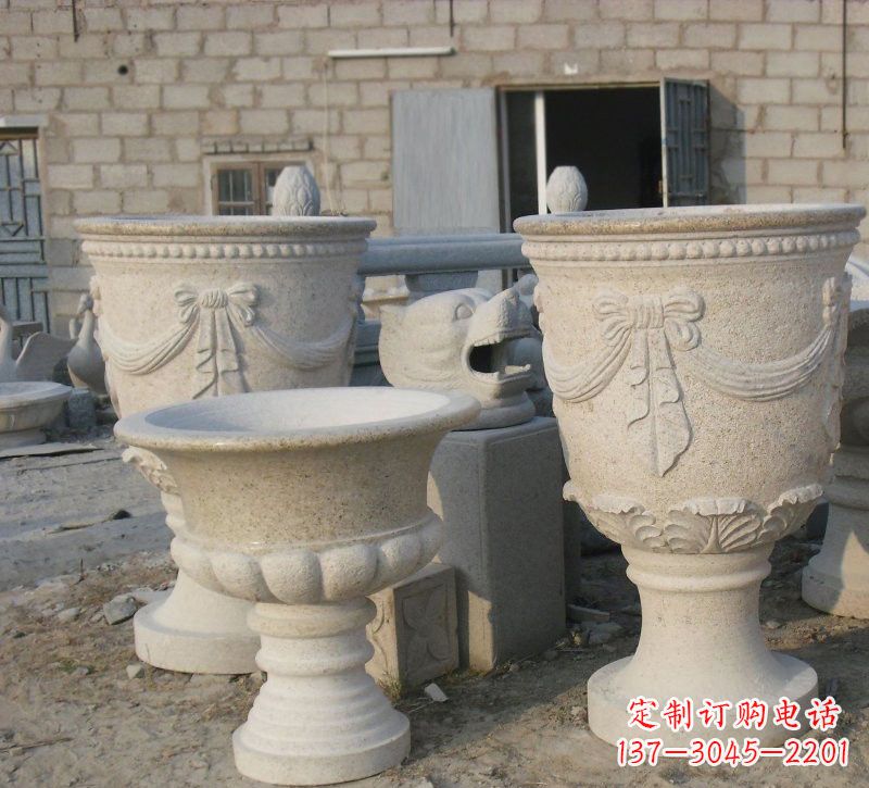 重庆公园小区欧式花盆石雕