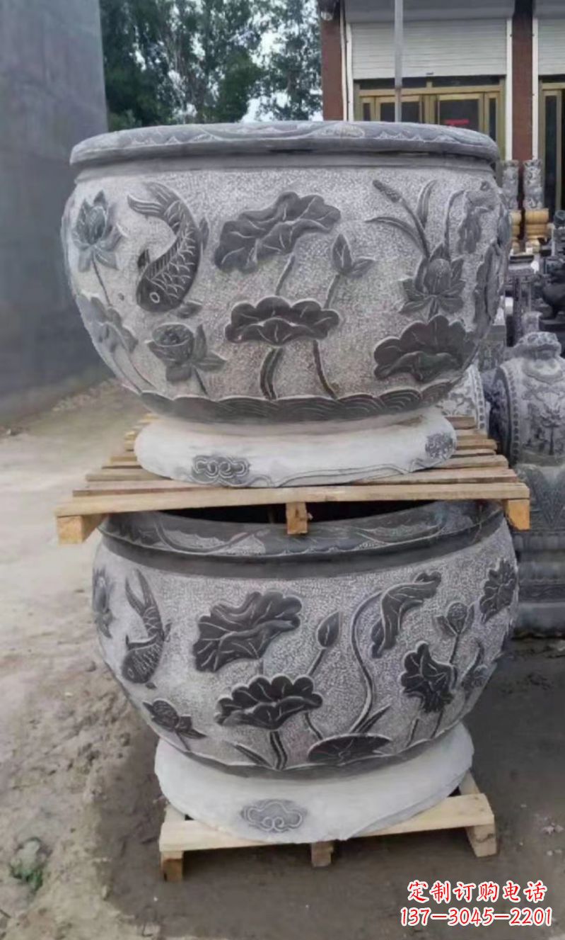 重庆精致的石头水缸雕塑,为您的公园小区增添美丽色彩