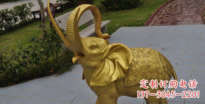 重庆公园小象动物铜雕