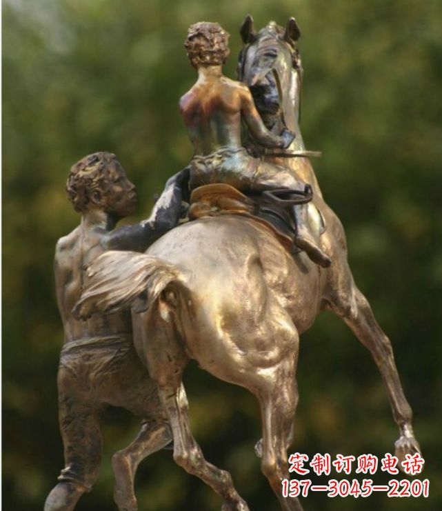重庆浪漫无限,精致骑马铜雕