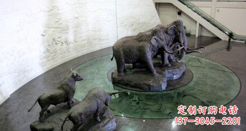 重庆公园长毛象动物铜雕 (3)