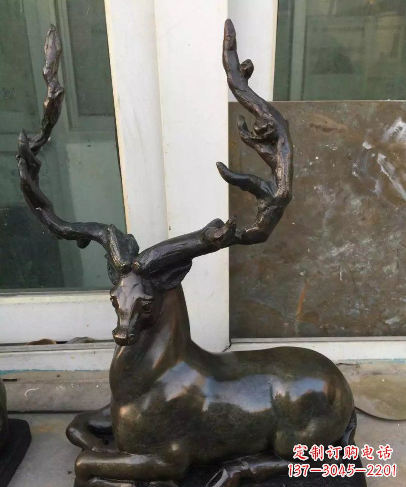 重庆铸铜小鹿动物雕塑