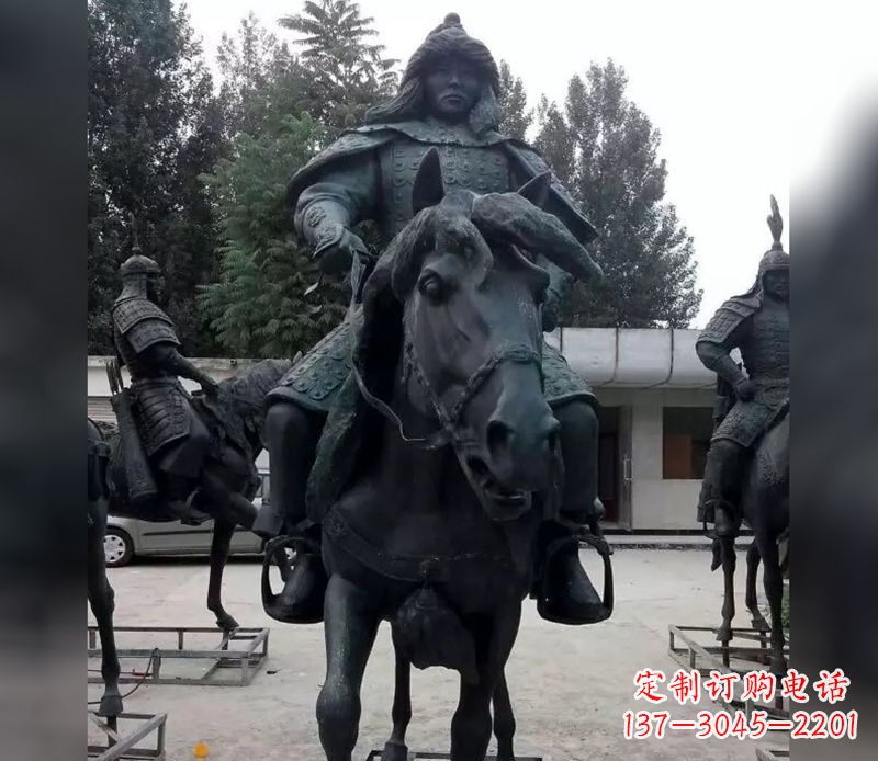 重庆英姿飒爽古代将军骑马铜雕