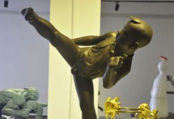 重庆领雕塑男孩练功夫铜雕