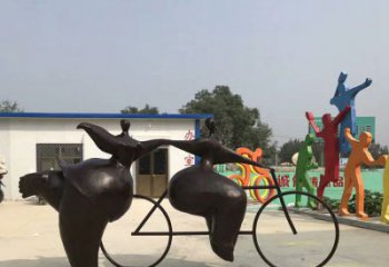 重庆青春无悔，精致自行车雕塑
