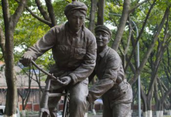 重庆装饰你家园的自行车雕塑