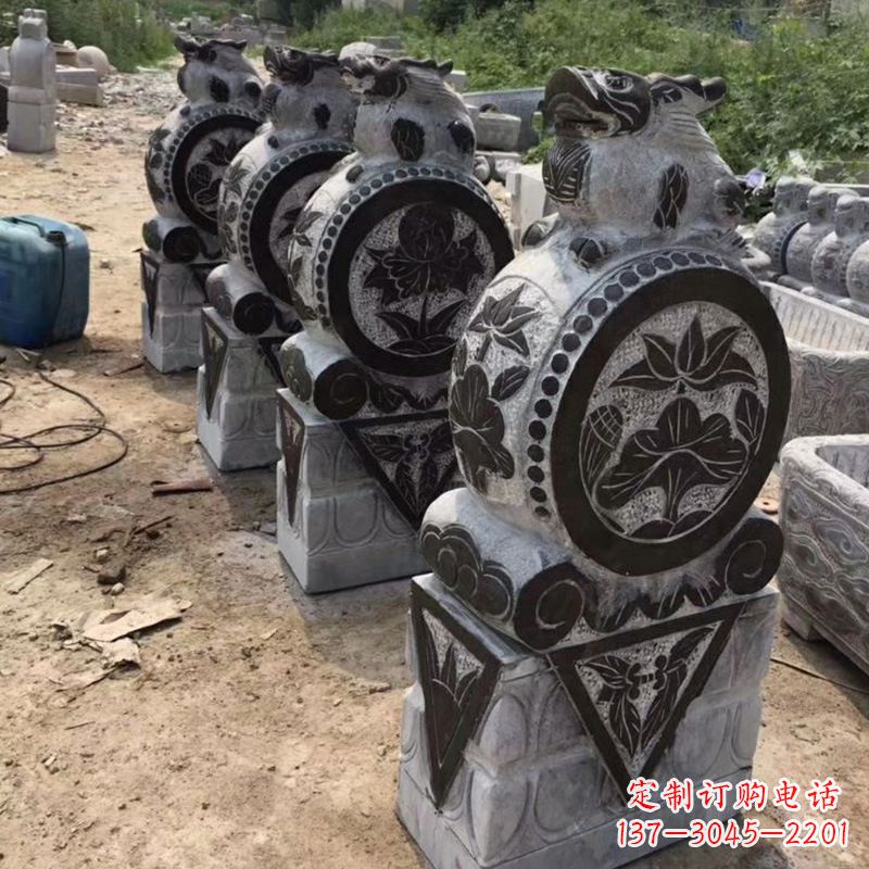重庆古代无雕刻门墩