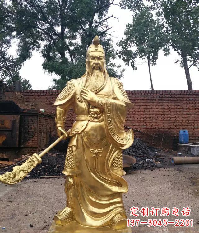 重庆关公提刀武财神铜雕,展现神秘而又令人敬畏的力量
