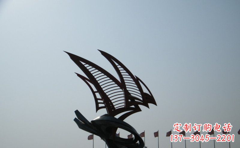 重庆不锈钢手工帆船雕塑