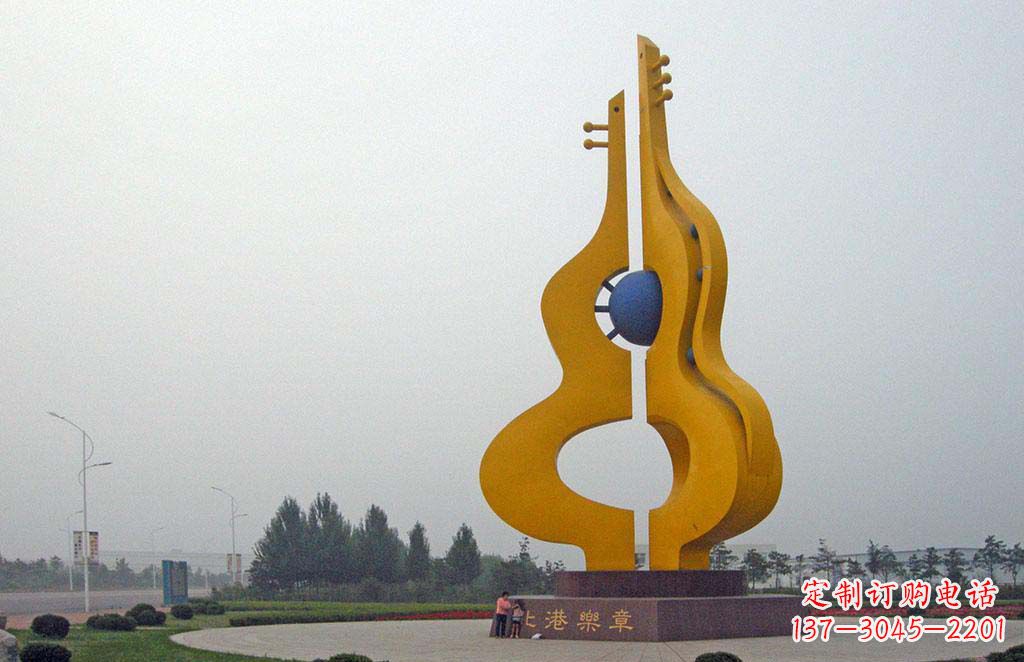 重庆广场不锈钢抽象葫芦琵琶雕塑