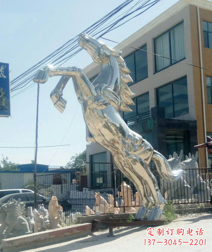 重庆广场不锈钢大型立马动物雕塑