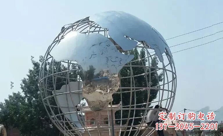 重庆用艺术充实空间,精工制作高品质不锈钢地球仪雕塑