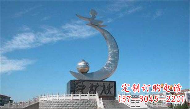 重庆广场不锈钢和平鸽和蜜桃雕塑