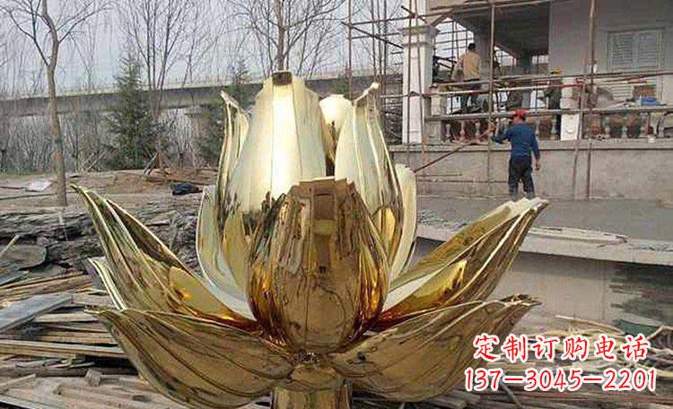 重庆超大型不锈钢莲花雕塑,惊艳定制空间