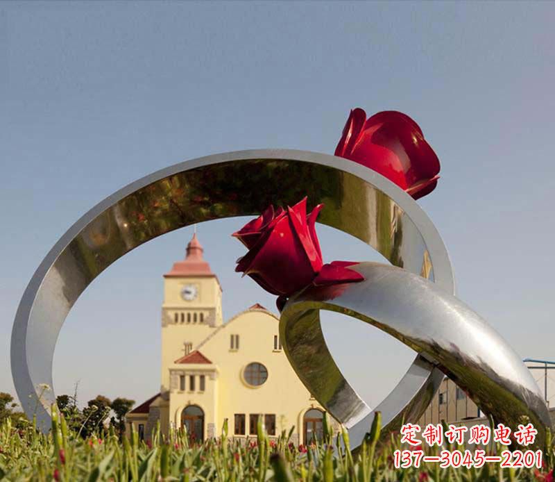 重庆广场不锈钢玫瑰戒指景观摆件雕塑