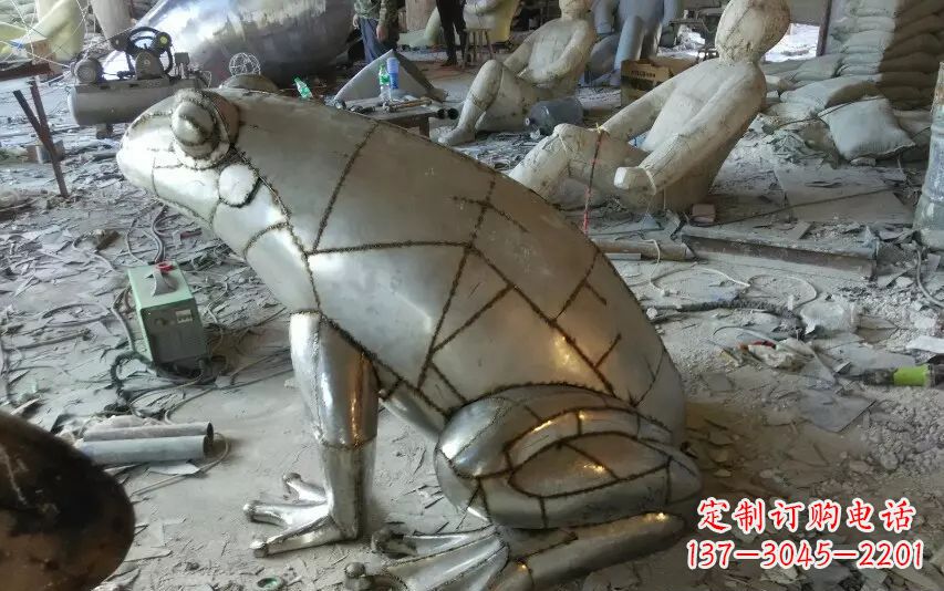 重庆中领雕塑精美不锈钢青蛙动物雕塑